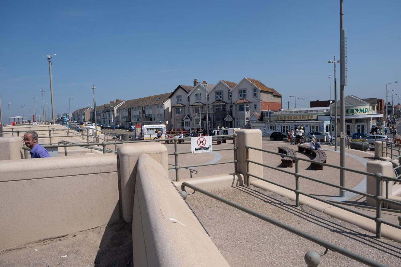Seahawk Holiday Apartments Cleveleys Eksteriør bilde