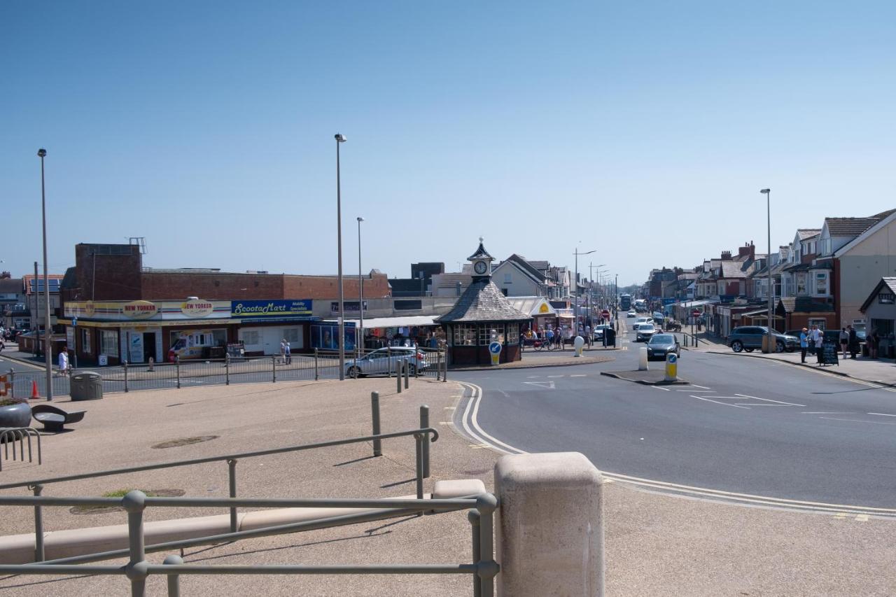 Seahawk Holiday Apartments Cleveleys Eksteriør bilde
