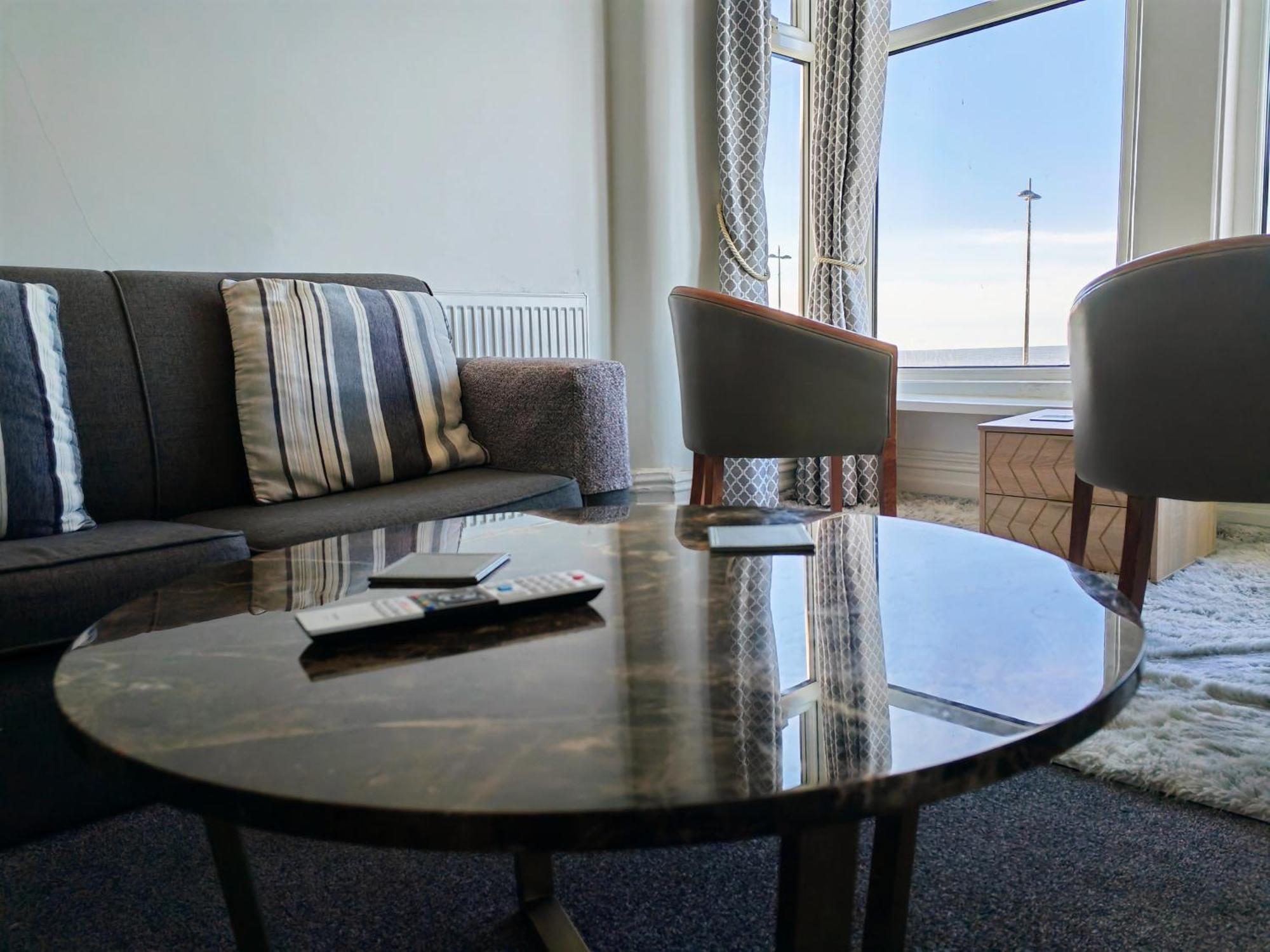 Seahawk Holiday Apartments Cleveleys Eksteriør bilde